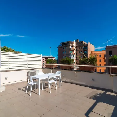 Loft Porta Maggiore 아파트 *